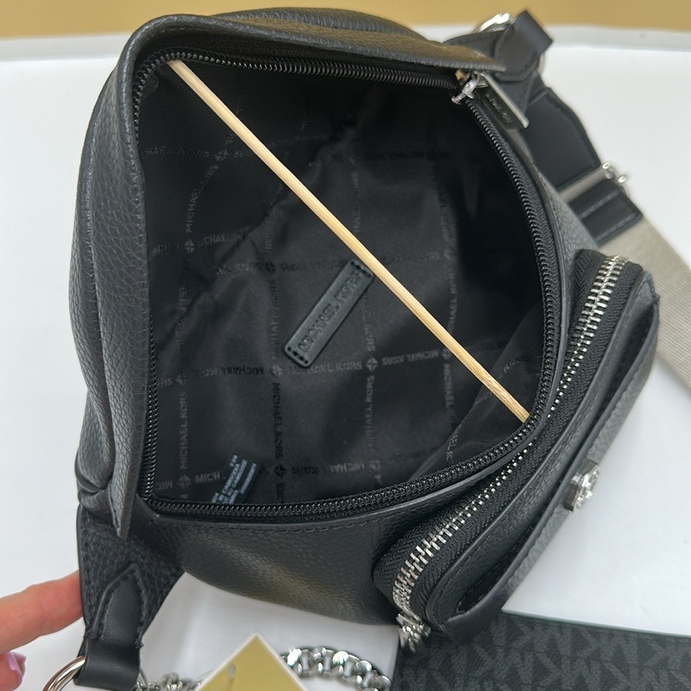Michael Kors Maisie 2 In 1 Small Leather Waist pack Fanny pack Bag (Black) MK - Picture 14 of 16